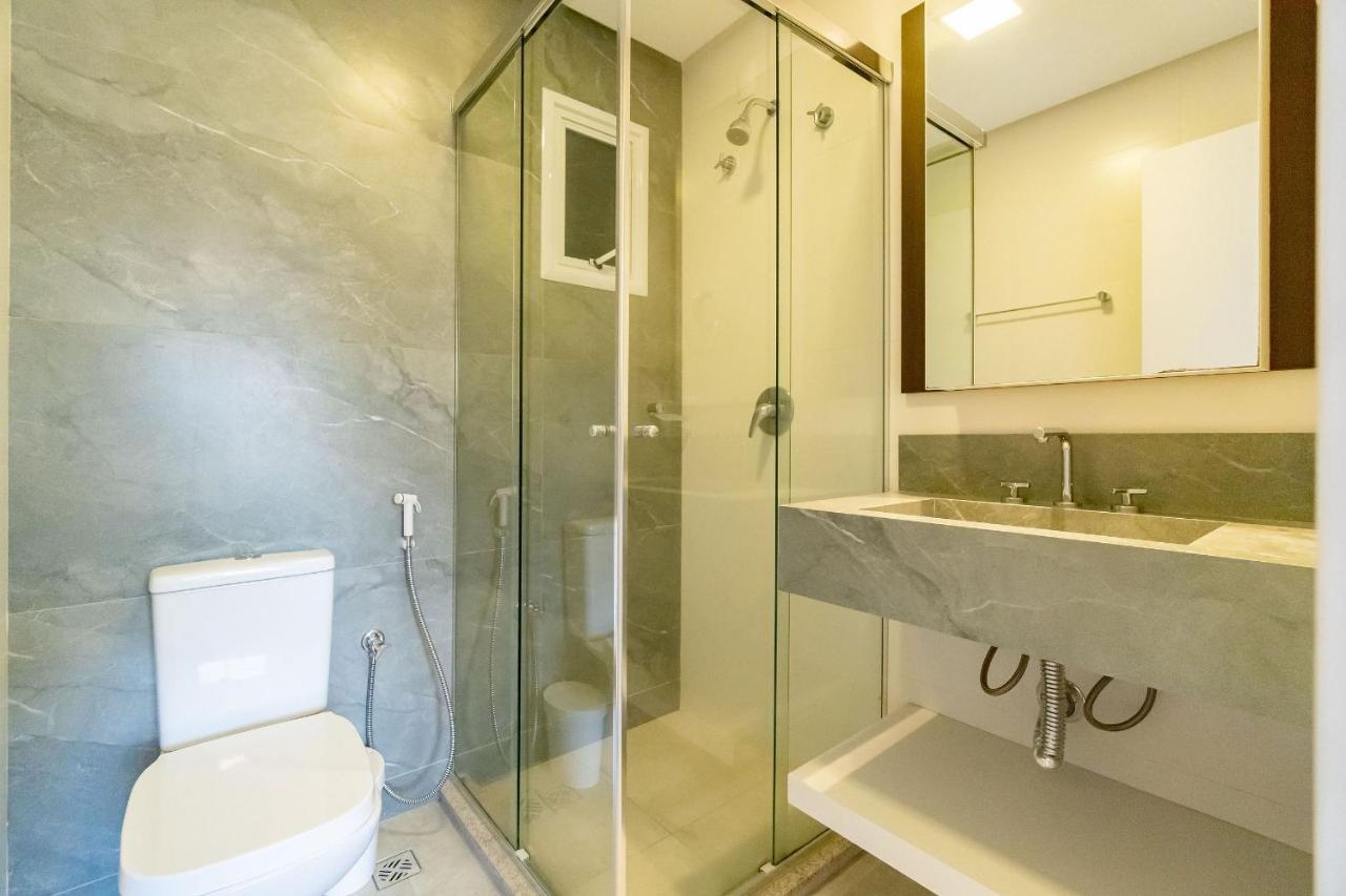 Porto Madero, Condo com Piscina e Academia -Apto 2 dorms 6 pessoas- Centro de Bombinhas Exterior foto